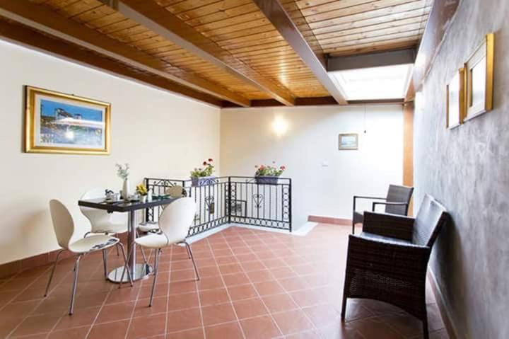 Bed and Breakfast Paleemo Centro Zoe Blu Palermo Esterno foto